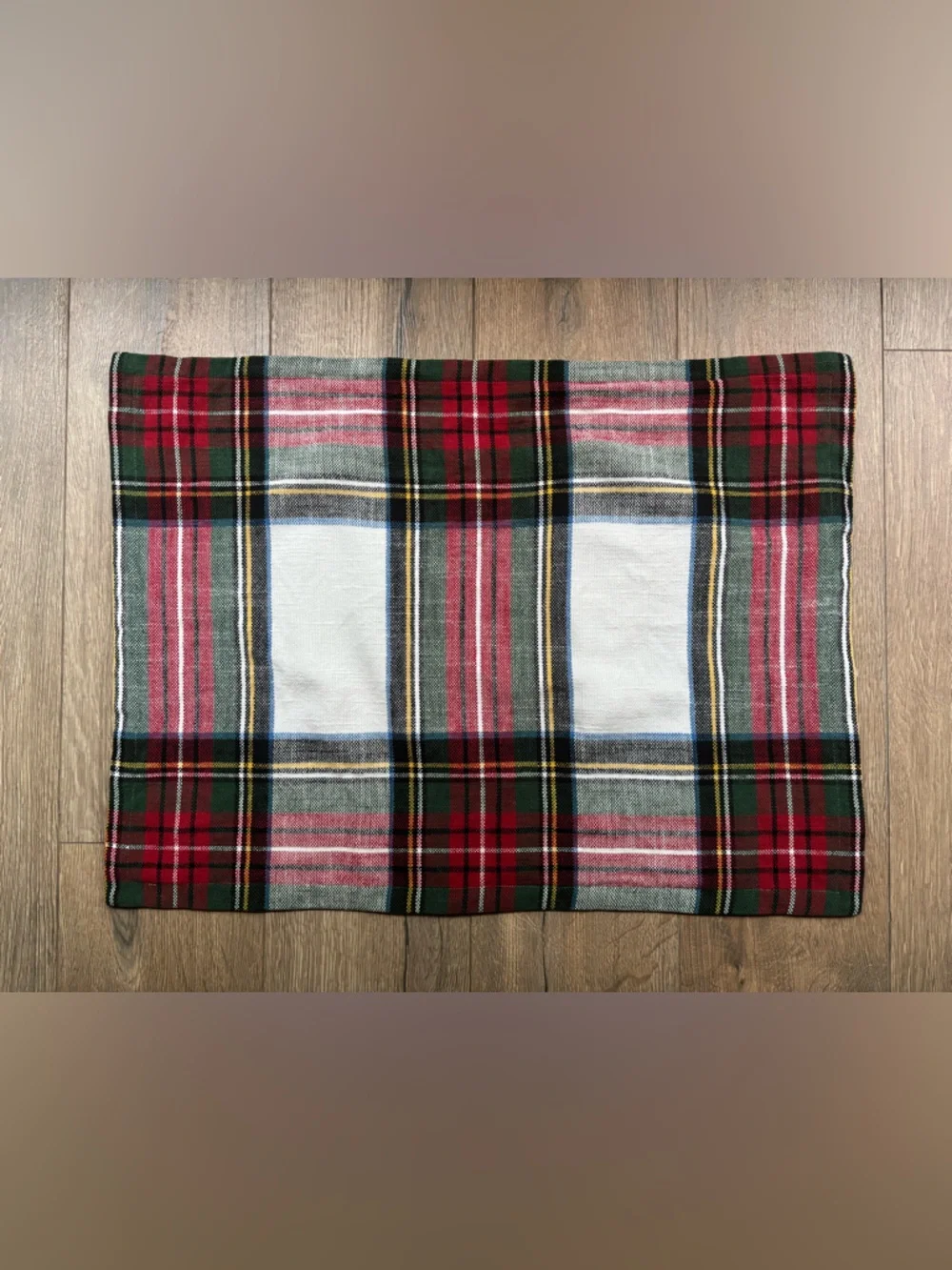 Pottery Barn Stewart Plaid Red, Green & Cream White Cotton Standard Pillow Sham
